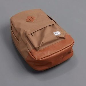 Meet your Posher, Harold